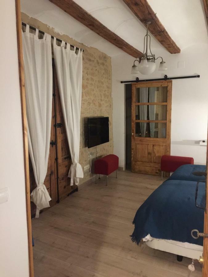Lastias Valderrobres Eksteriør bilde